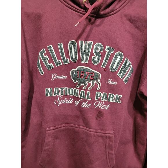Yellowstone National Park Spirit Of The West Hoodie Pullover Adult Small Maroon - Picture 3 of 7